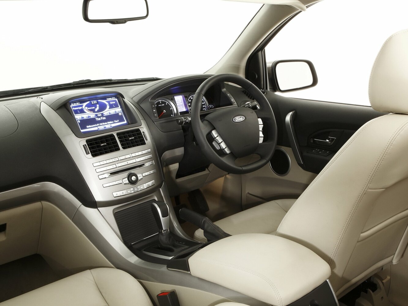 Ford Territory, SZ, 2011–2014, Внедорожник 5 дв.: Передняя часть салона