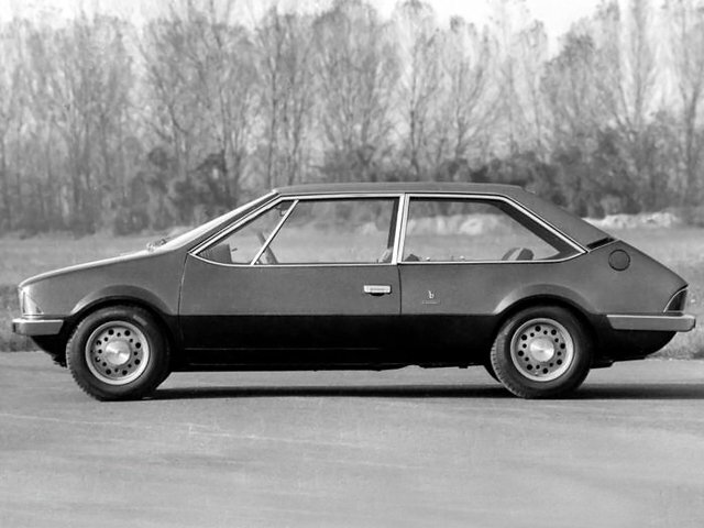 Fiat 128, , 1969–1985, Купе: Вид сбоку