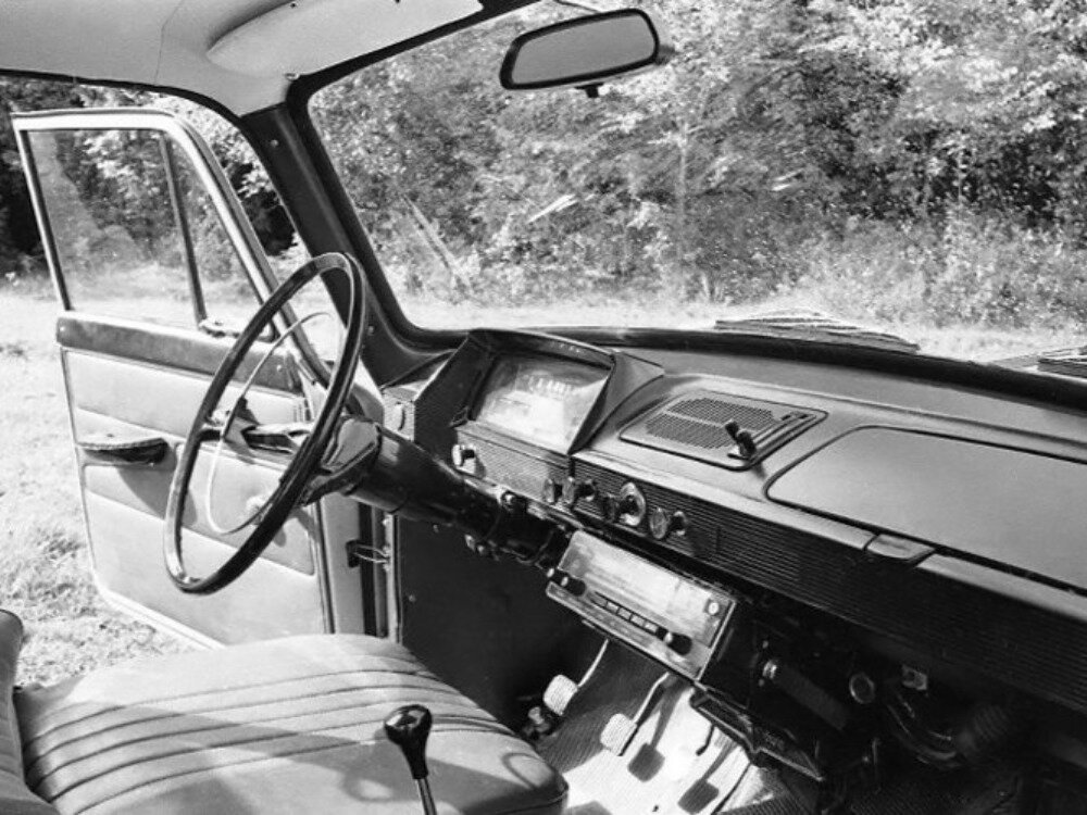 Иж 2125 «Комби», , 1973–1997, Liftback: Front cabin