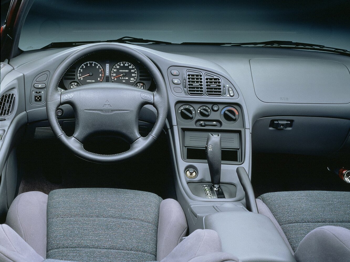 Mitsubishi Eclipse, II, 1994–1999, Coupe: Dashboard