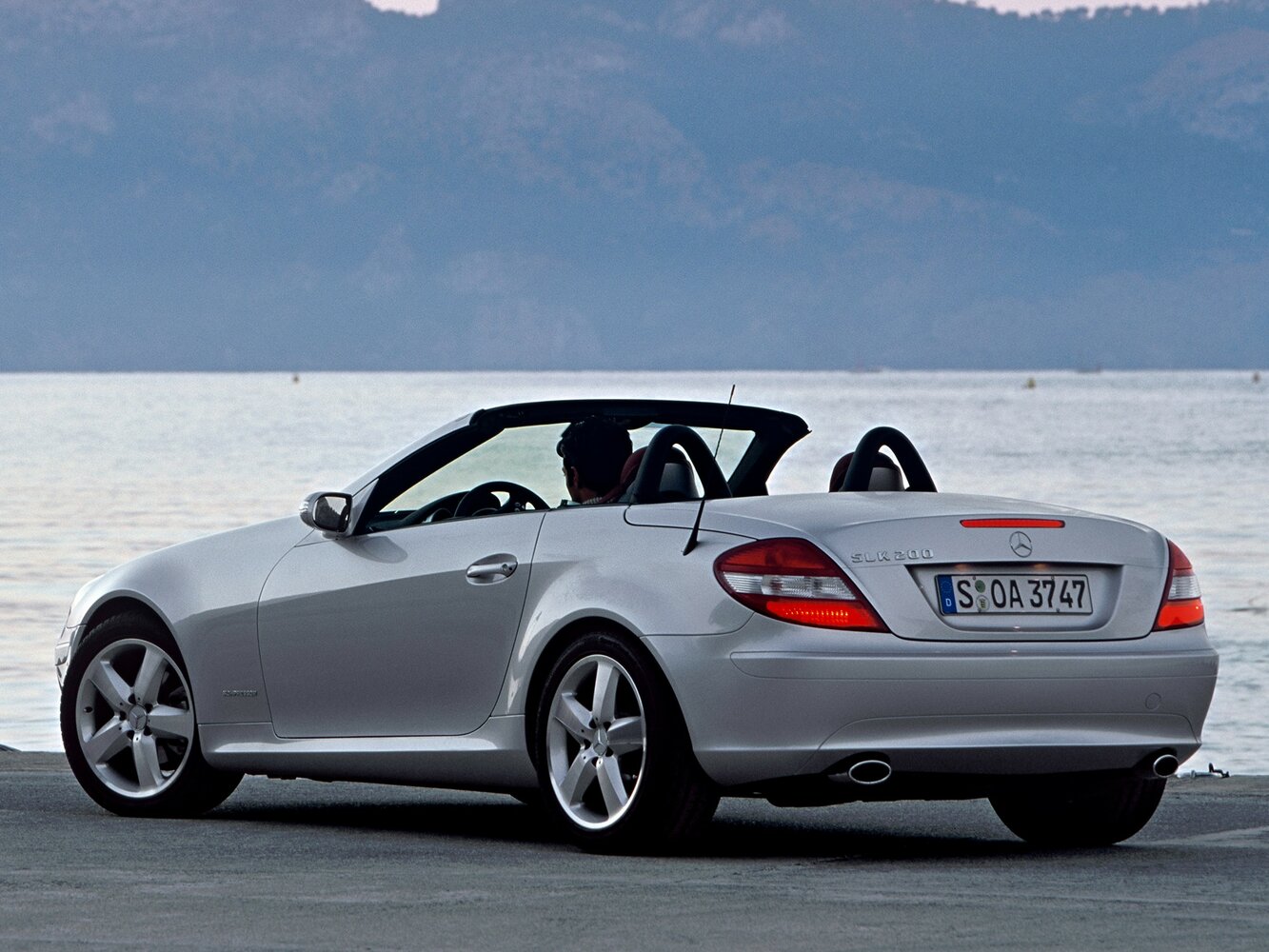 Mercedes-Benz SLK-Класс, II (R171), 2004–2008, Родстер: Вид сзади в три четверти