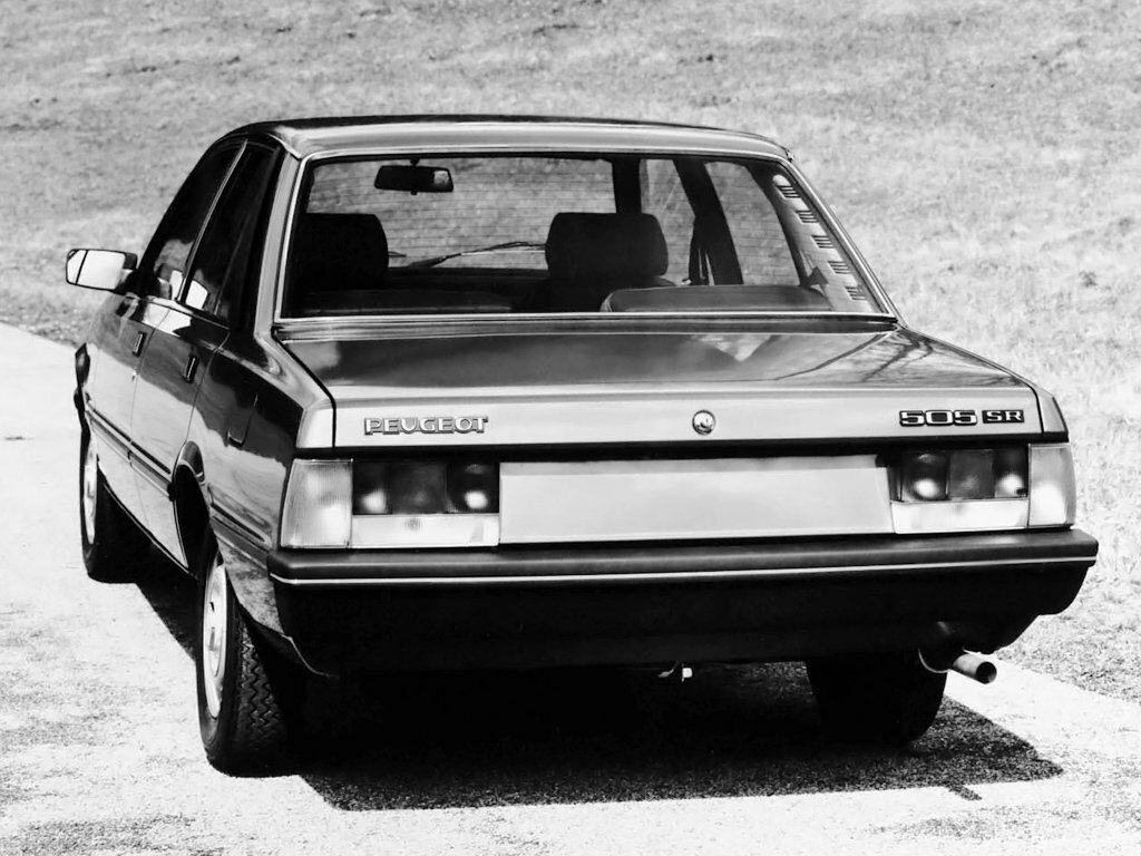 Peugeot 505, , 1979–1992, Седан: Вид сзади в три четверти