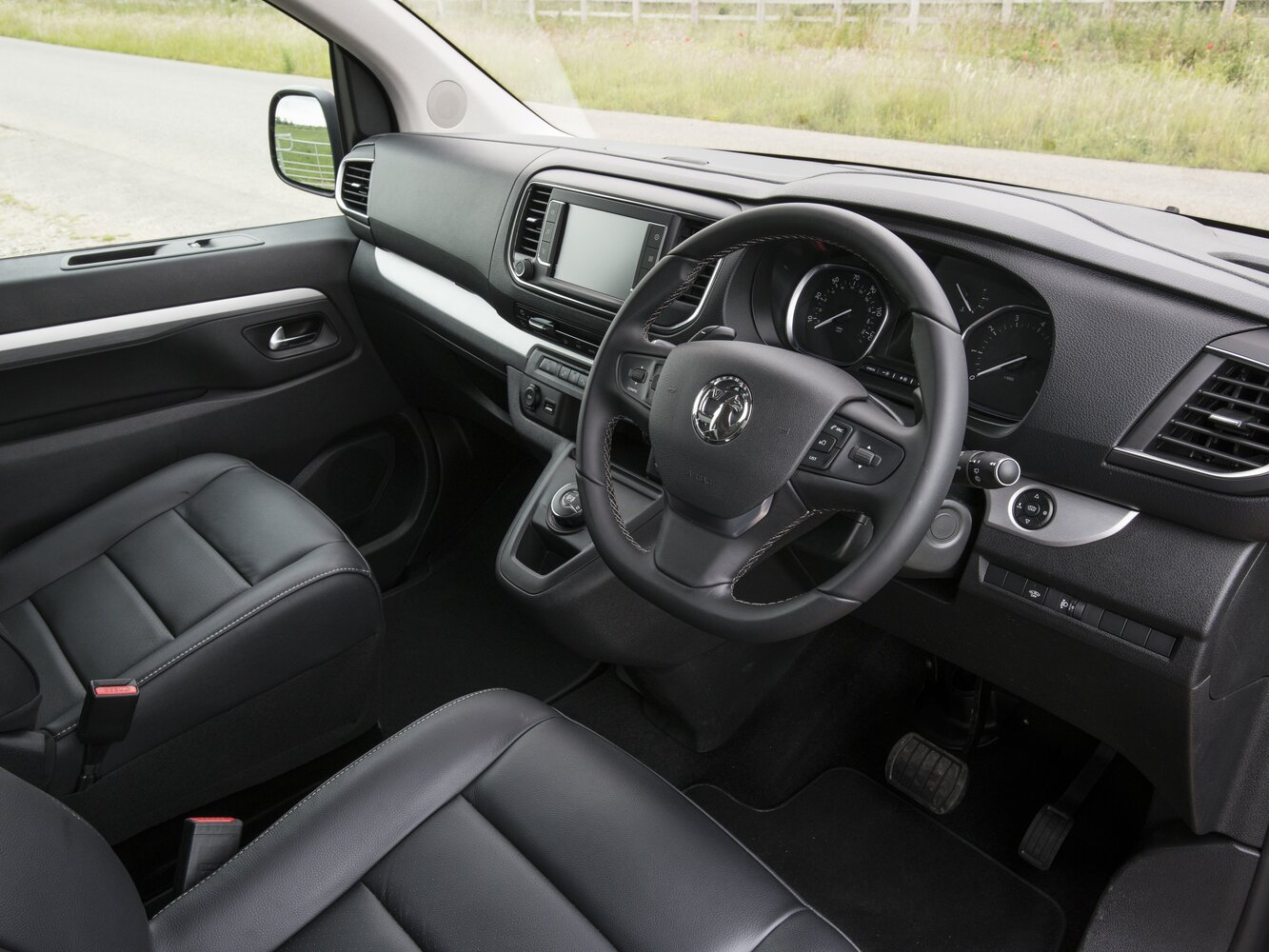 Vauxhall Vivaro, C, 2019–2024, Минивэн: Передняя часть салона
