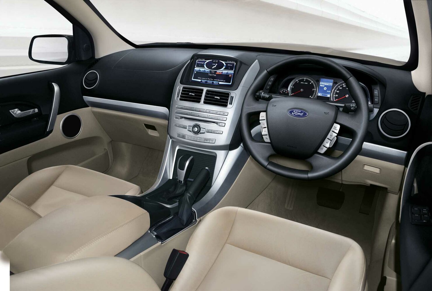 Ford Territory, SZ Рестайлинг, 2014–2016, Внедорожник 5 дв.: Передняя часть салона