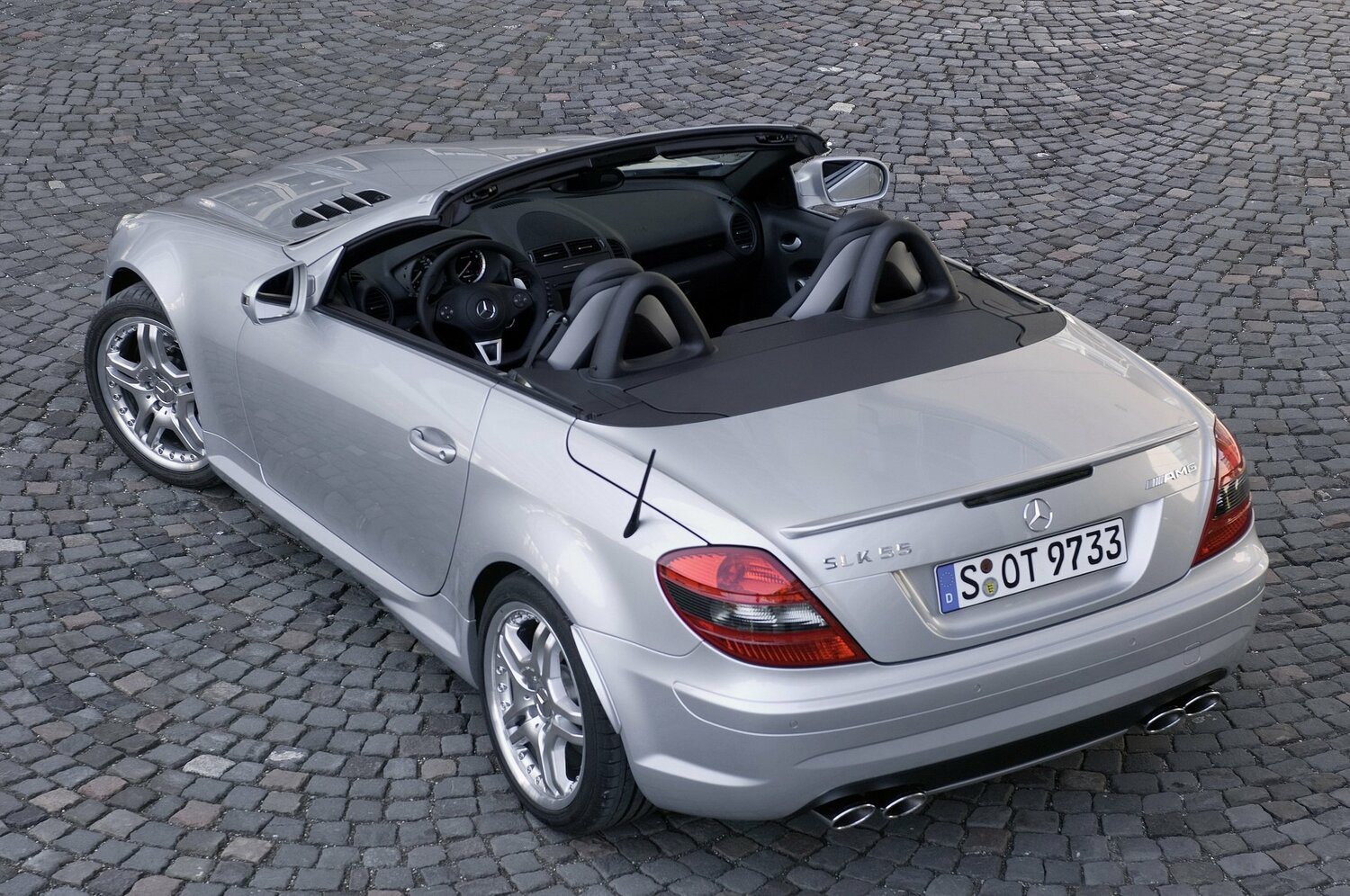 Mercedes-Benz SLK-Класс AMG, II (R171) Рестайлинг, 2008–2011, Родстер: Вид сзади в три четверти