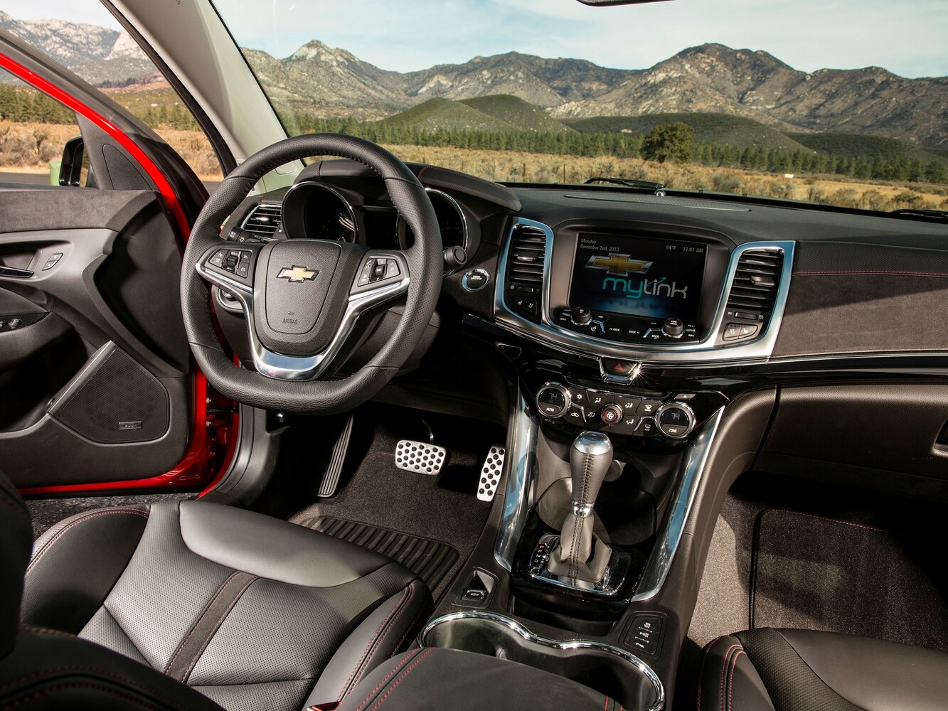 Chevrolet SS, I, 2013–2015, Sedan: Front cabin
