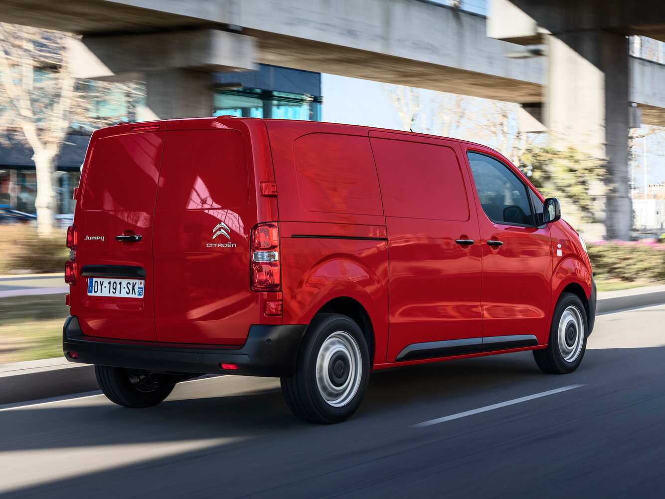 Citroen Jumpy, III, 2016–2024, Фургон: Вид сзади в три четверти