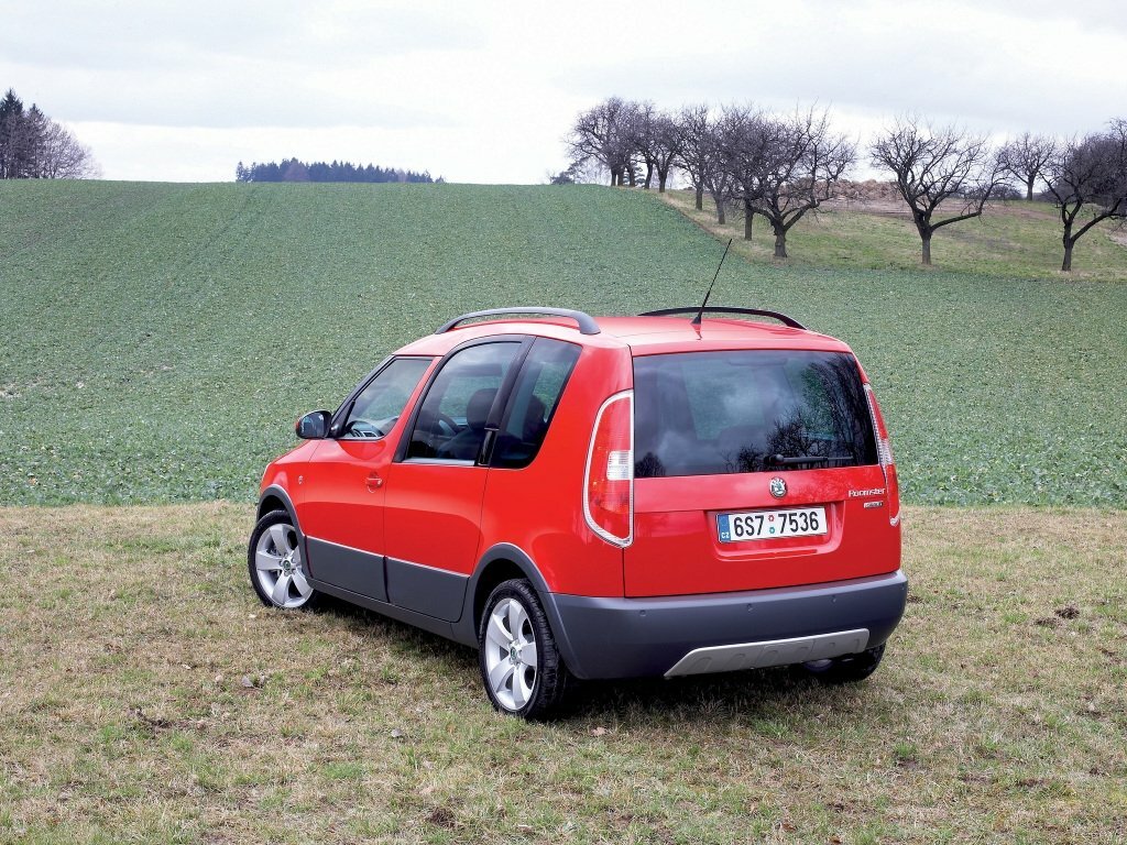 Skoda Roomster, I, 2006–2010, Compact MPV Scout: Rear three-quarter view
