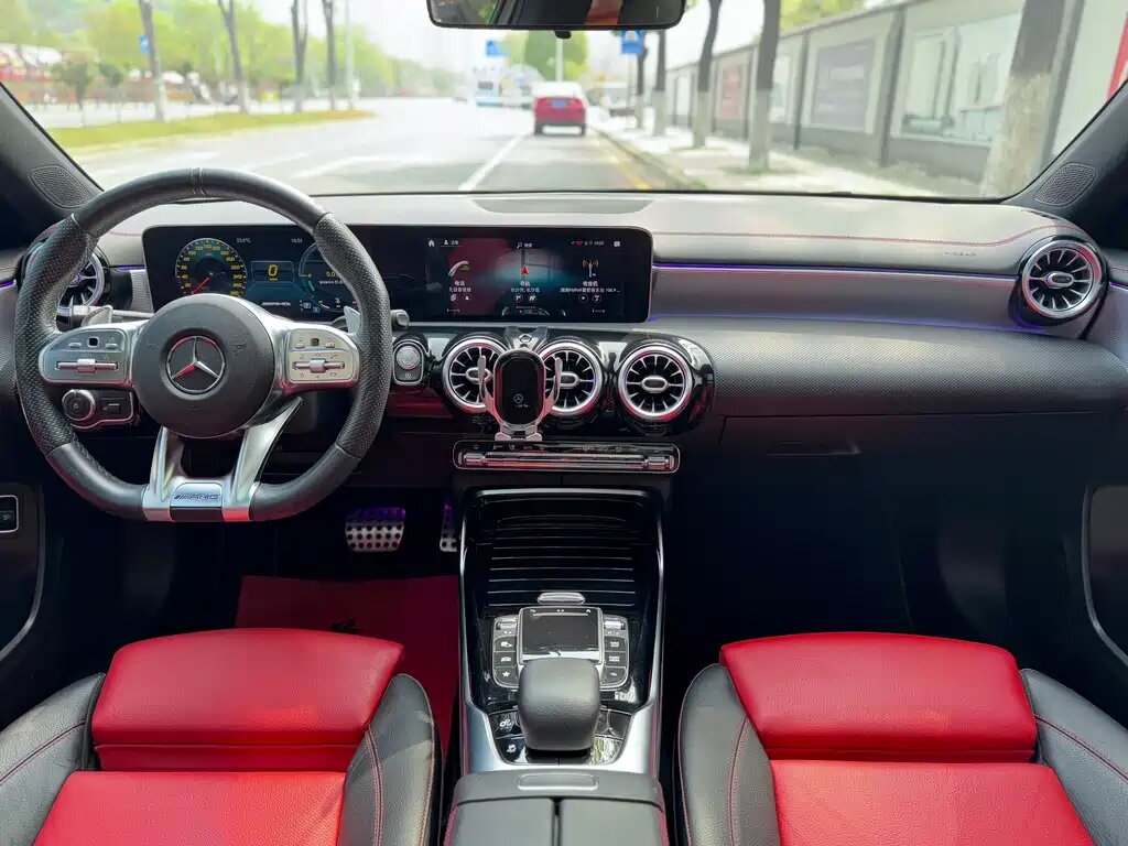 Mercedes-Benz A-Класс AMG, II (W177) facelift, 2022–2026, Sedan: Dashboard