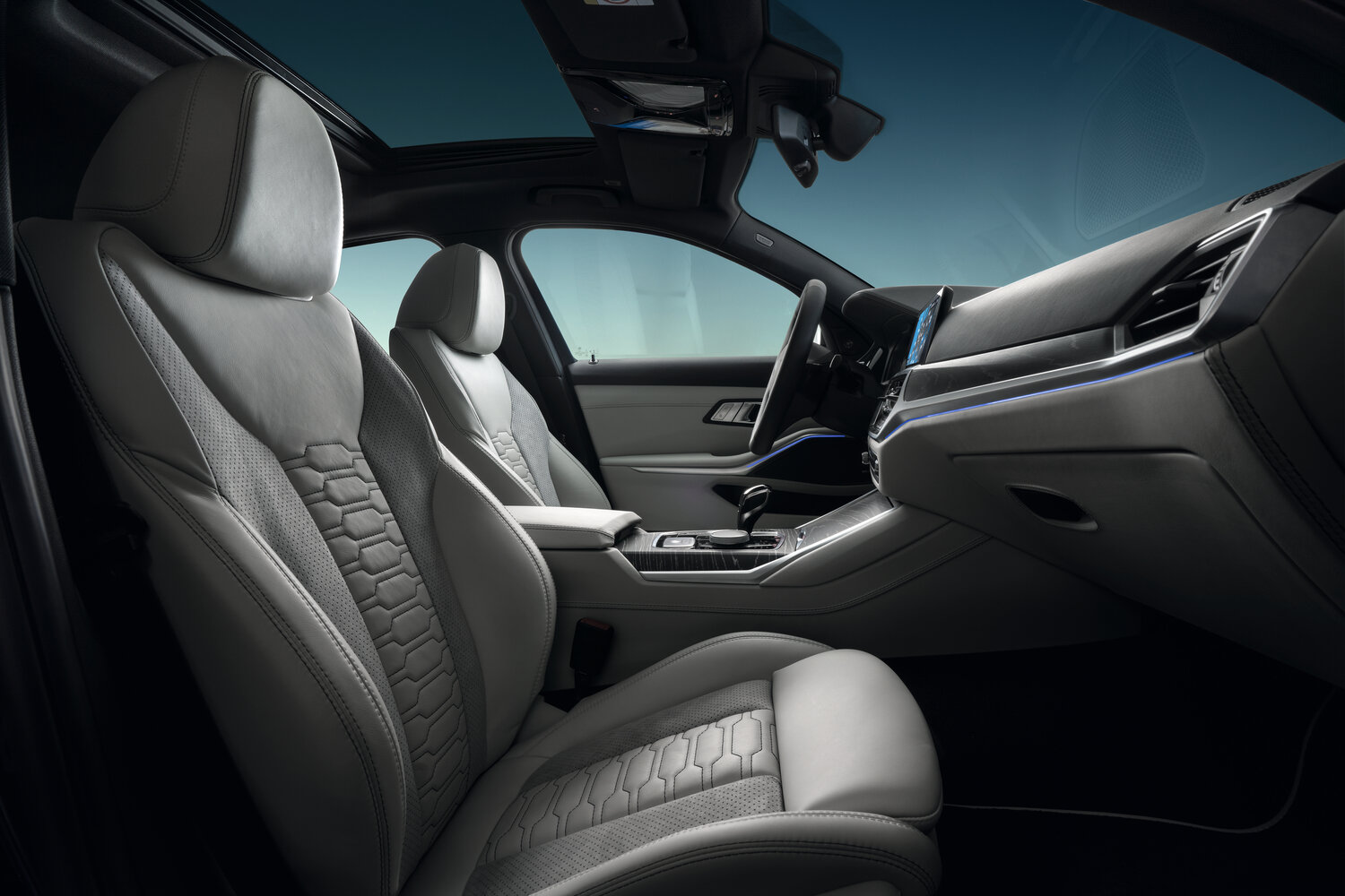 Alpina B3, G20, 2019–2022, Sedan: Front cabin