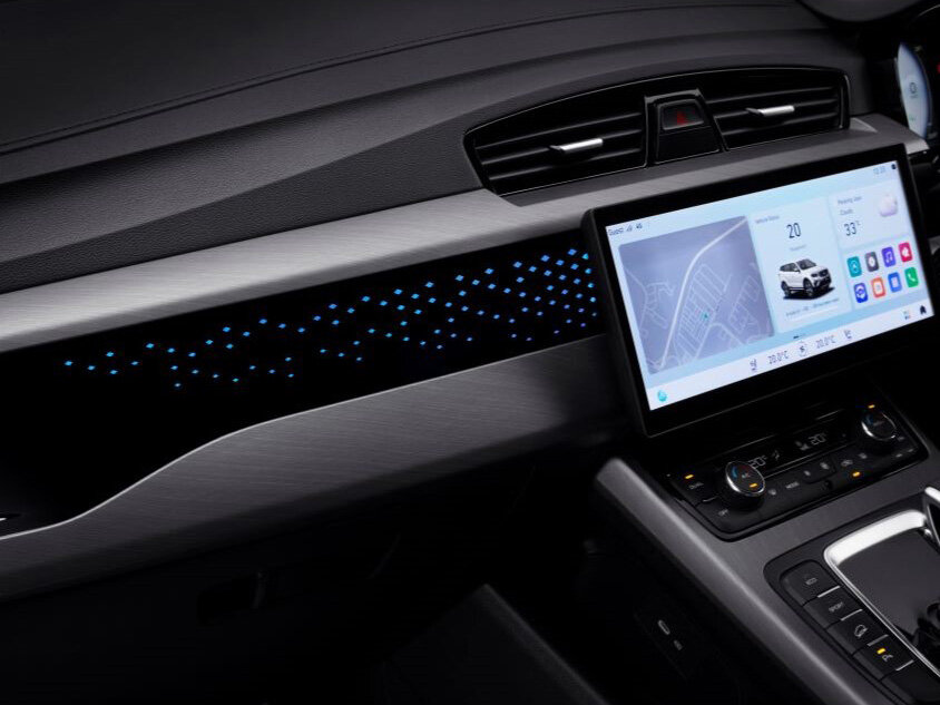 Proton X70, I Рестайлинг, 2024–2026, Внедорожник 5 дв.: Передняя часть салона