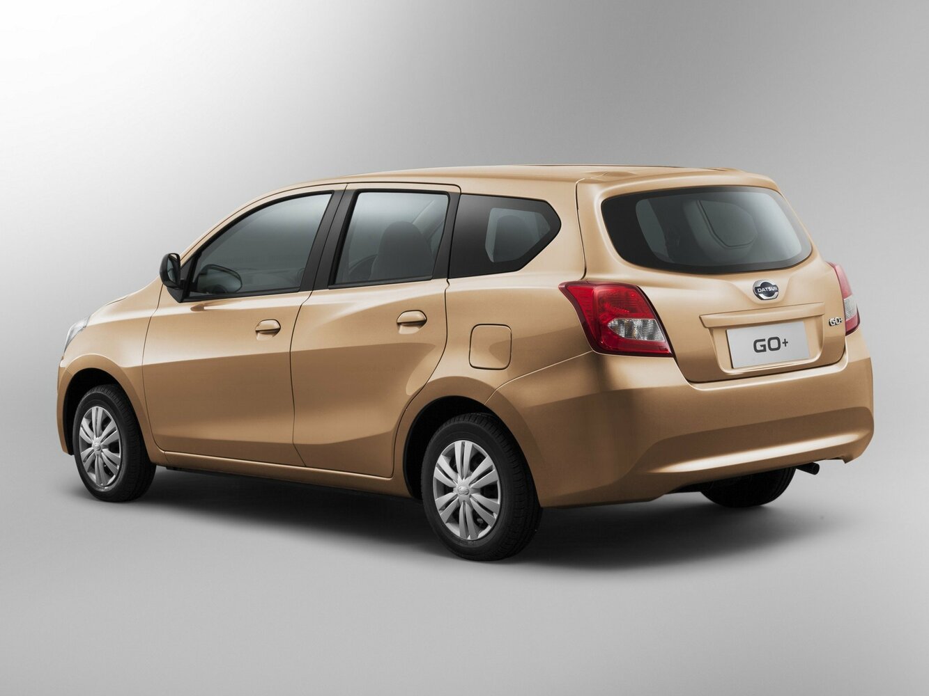 Datsun GO+, , 2014–2022, Compact MPV: Rear three-quarter view
