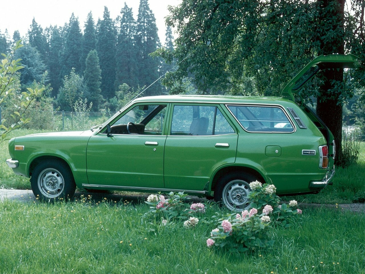 Mazda 818, , 1974–1978, Estate 5 door: Side view