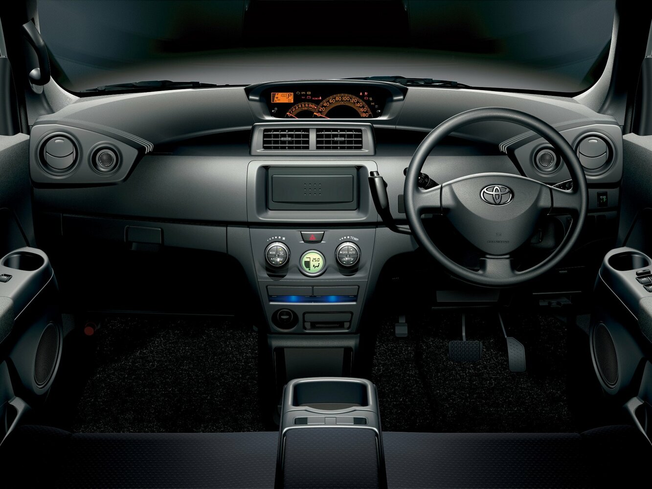 Toyota bB, II facelift, 2008–2016, Compact MPV: Dashboard