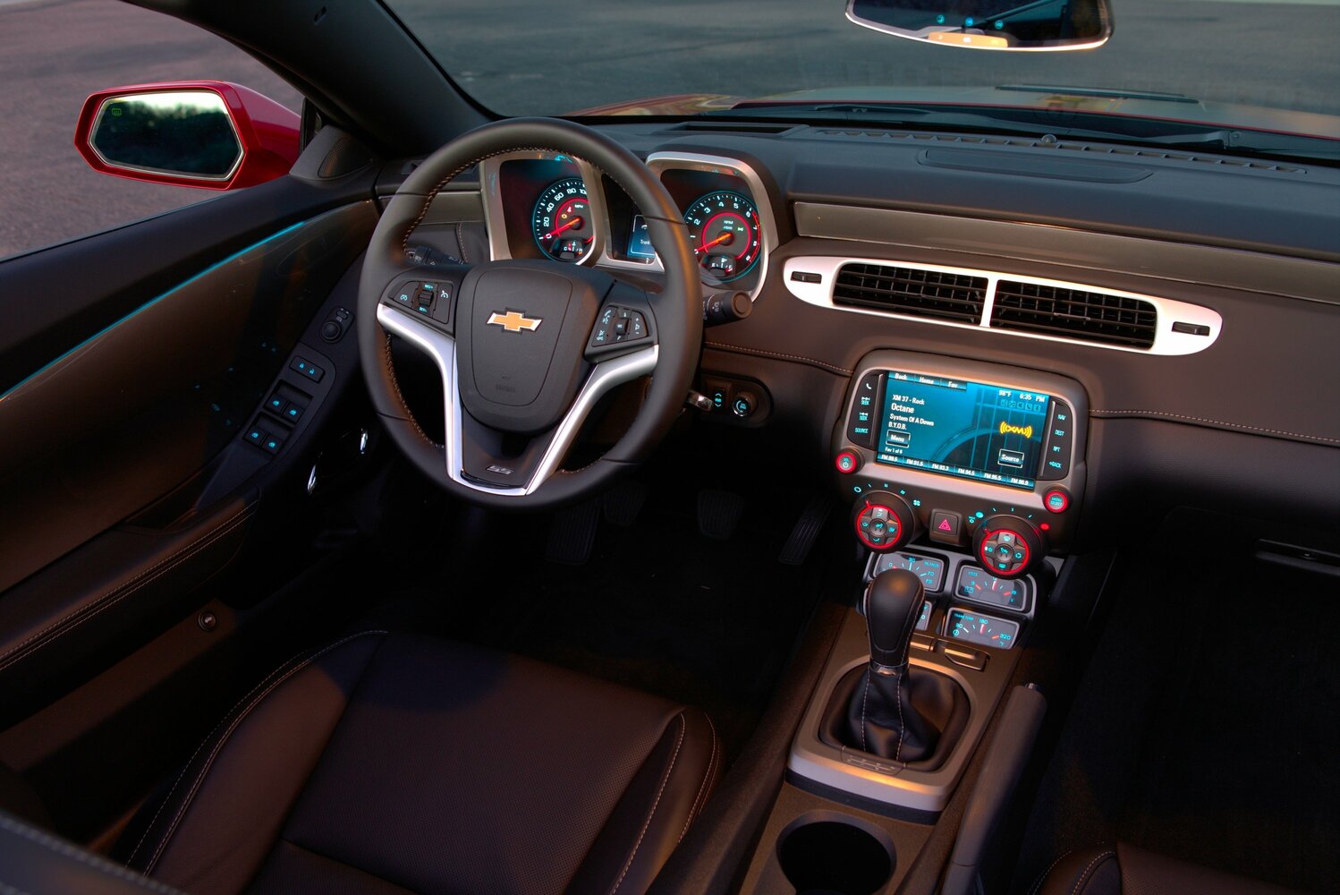 Chevrolet Camaro, V Рестайлинг, 2013–2015, Кабриолет: Передняя часть салона