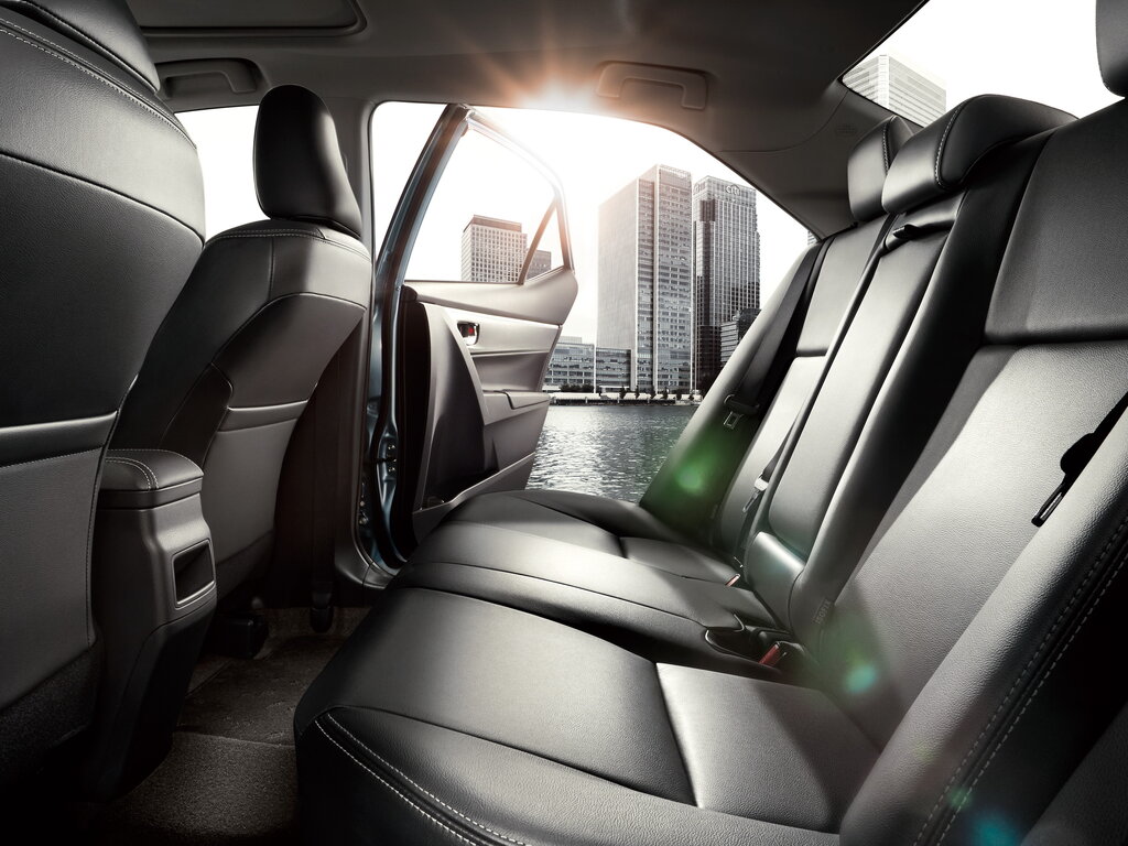 Toyota Corolla, 11 поколение, E180, рестайлинг, Седан, Россия, 03.2016 - 01.2019: фото поколения 9