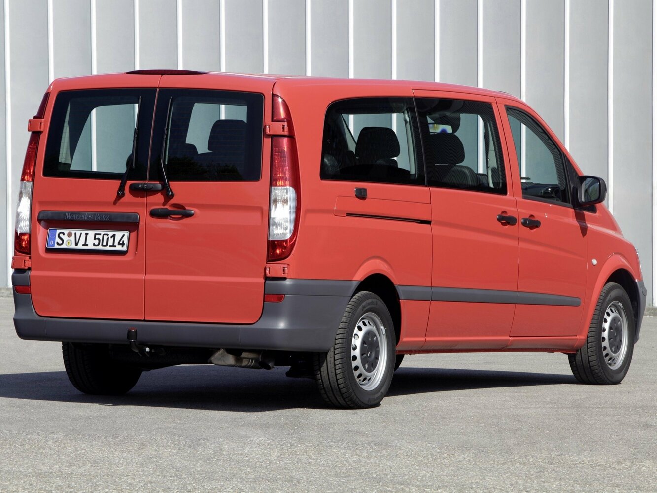 Mercedes-Benz Vito, II (W639) Рестайлинг, 2010–2014, Минивэн L3: Вид сзади в три четверти