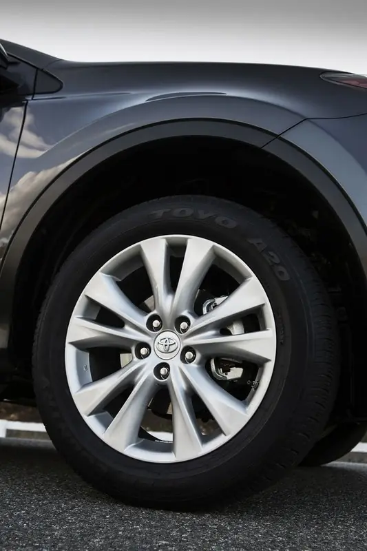 Toyota Rav4, 4 поколение, XA40, Джип/suv 5 дв., Россия, 11.2012 - 12.2015: фото поколения 30