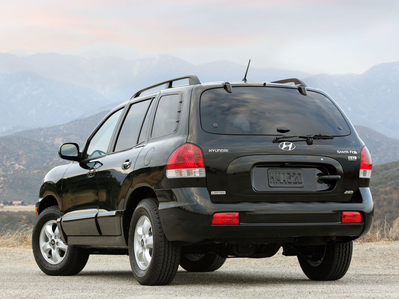 Hyundai Santa Fe, Classic, 2007–2013, Внедорожник 5 дв. Classic: Вид сзади в три четверти