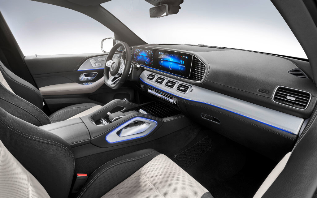 Mercedes-Benz GLE, II (V167), 2018–2025, Внедорожник 5 дв.: Передняя часть салона