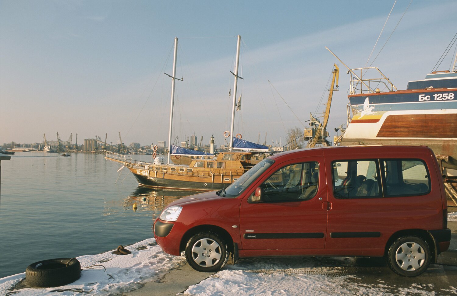 Citroen Berlingo, I Рестайлинг, 2002–2012, Компактвэн: Вид сбоку