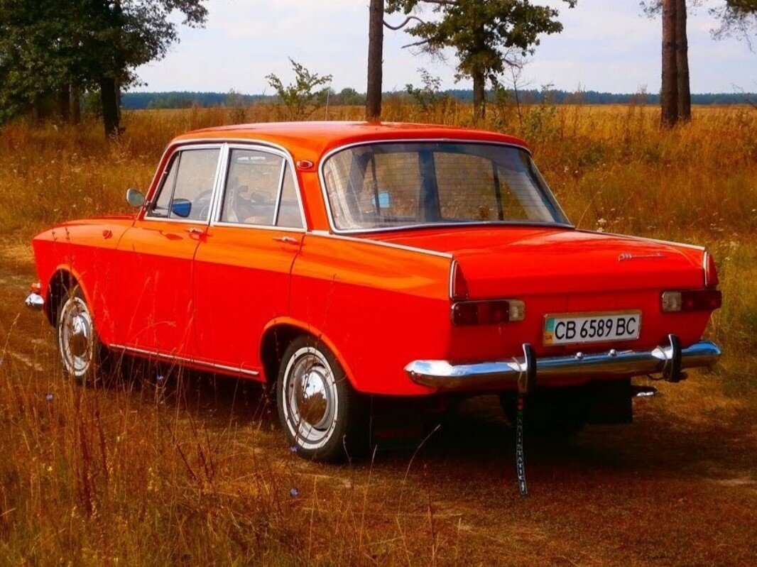 Иж Москвич-412, , 1967–1998, Седан: Вид сзади в три четверти