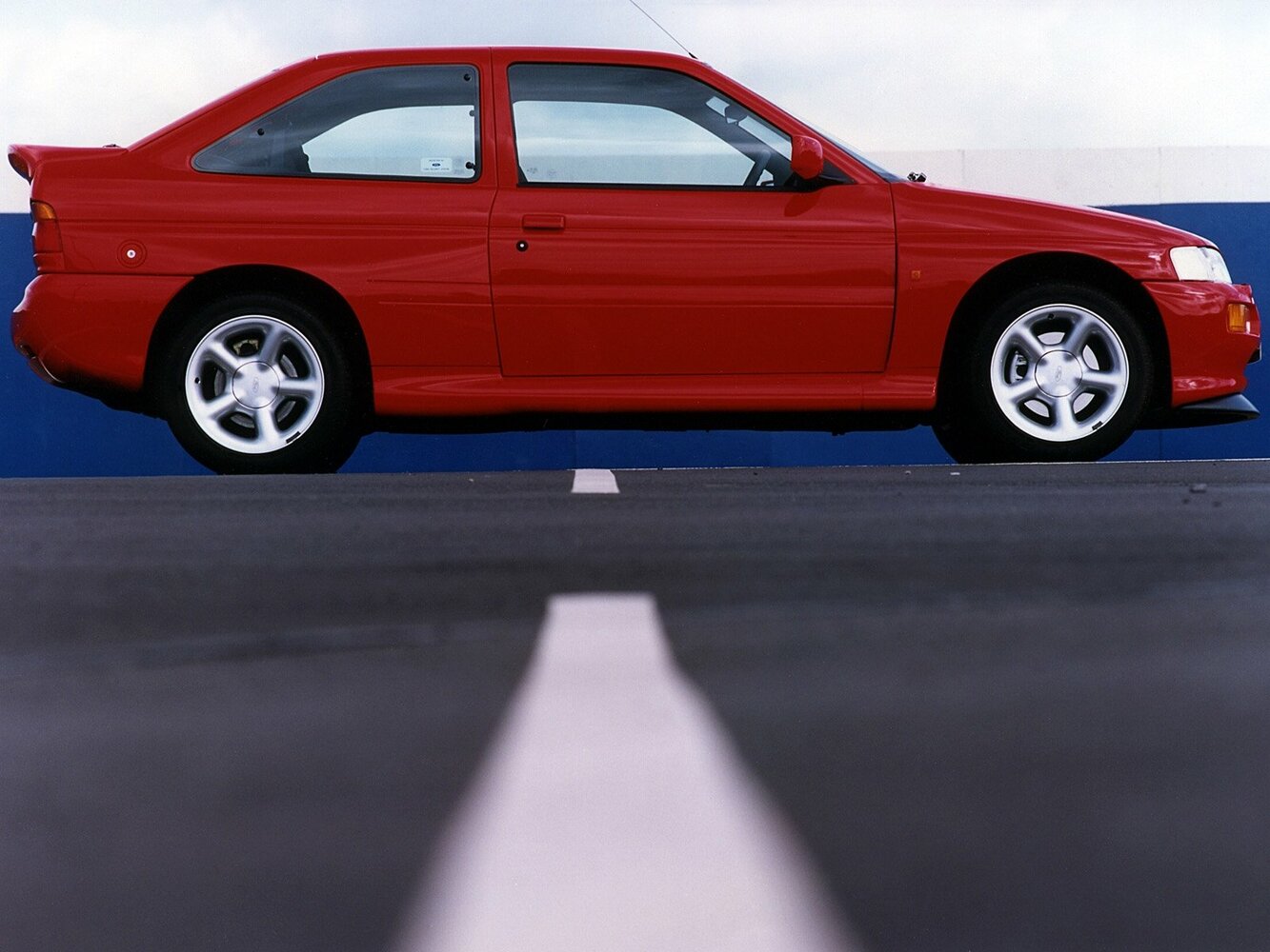 Ford Escort, V Рестайлинг 1, 1991–1996, Хэтчбек 3 дв.: Вид сбоку