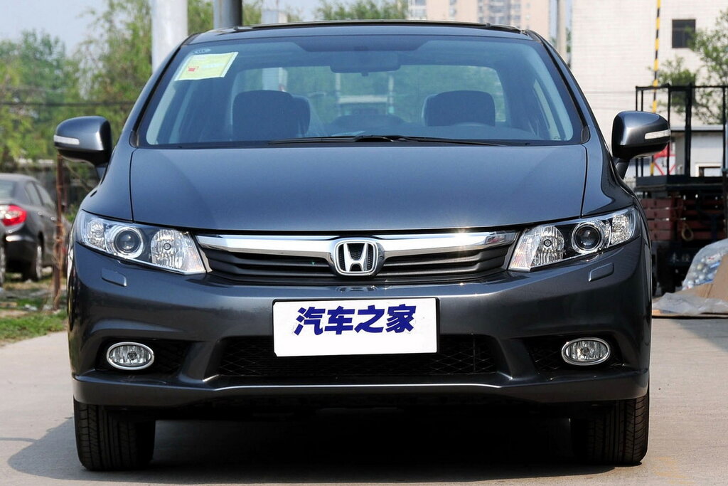Honda Civic, 9 поколение, Седан, Китай, 01.2011 - 05.2014: фото поколения 2