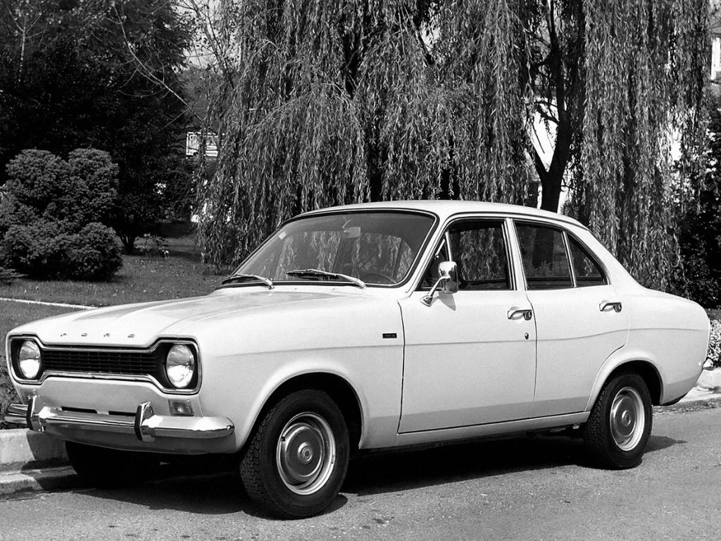 Ford Escort, I, 1968–1976, Седан: Вид сбоку