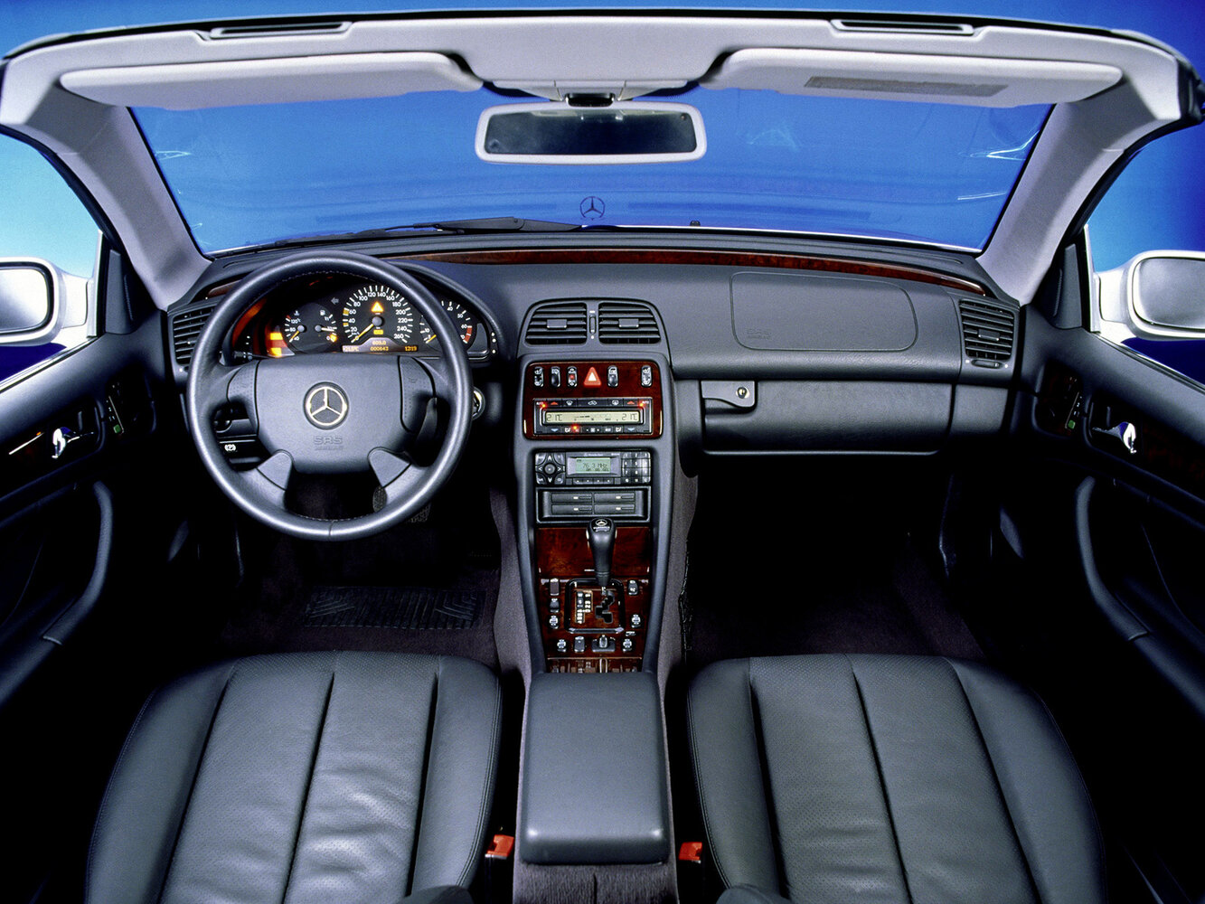 Mercedes-Benz CLK-Класс, I (W208), 1997–2000, Кабриолет: Передняя панель