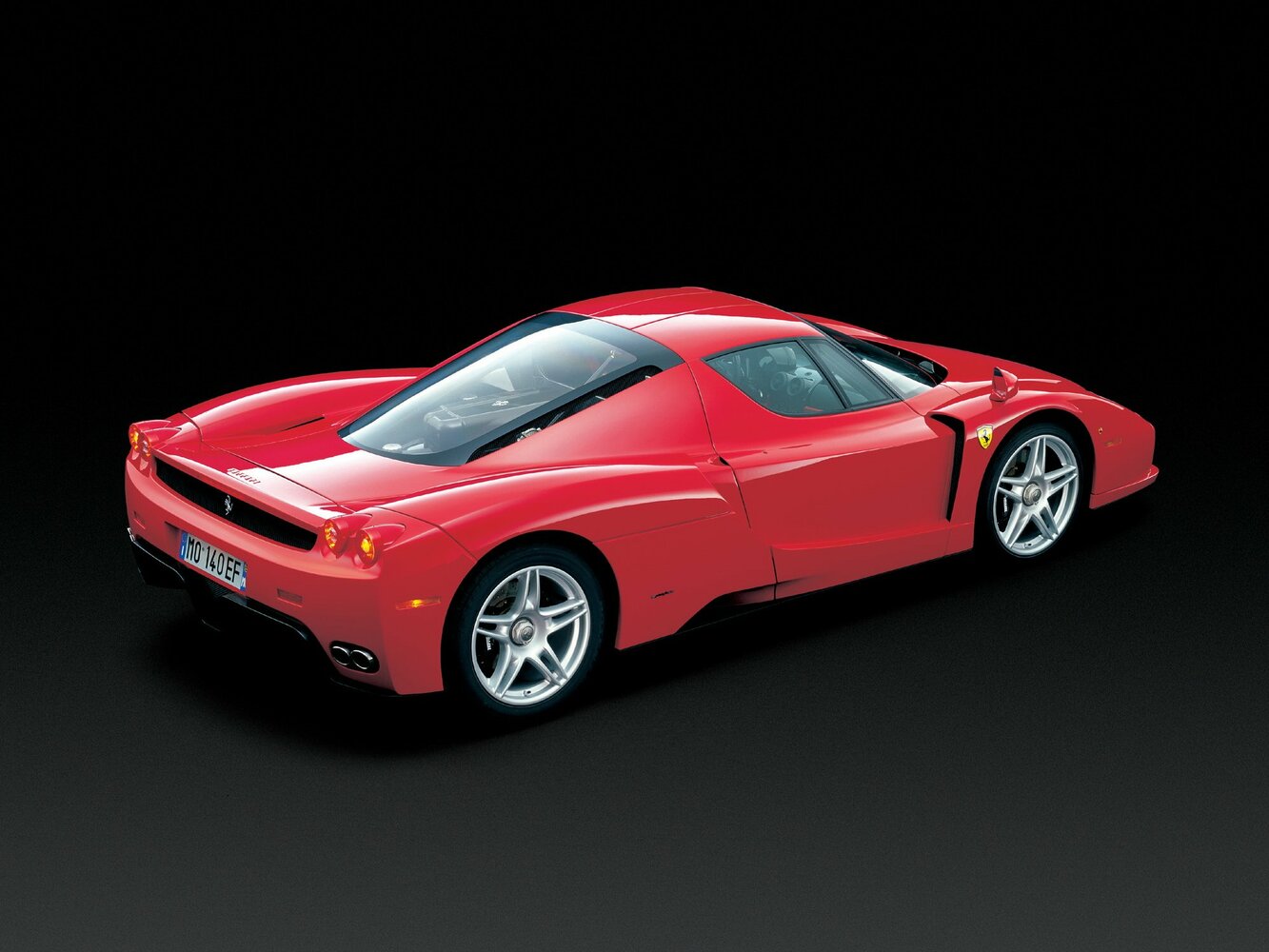Ferrari Enzo, , 2002–2004, Купе: Вид сзади в три четверти