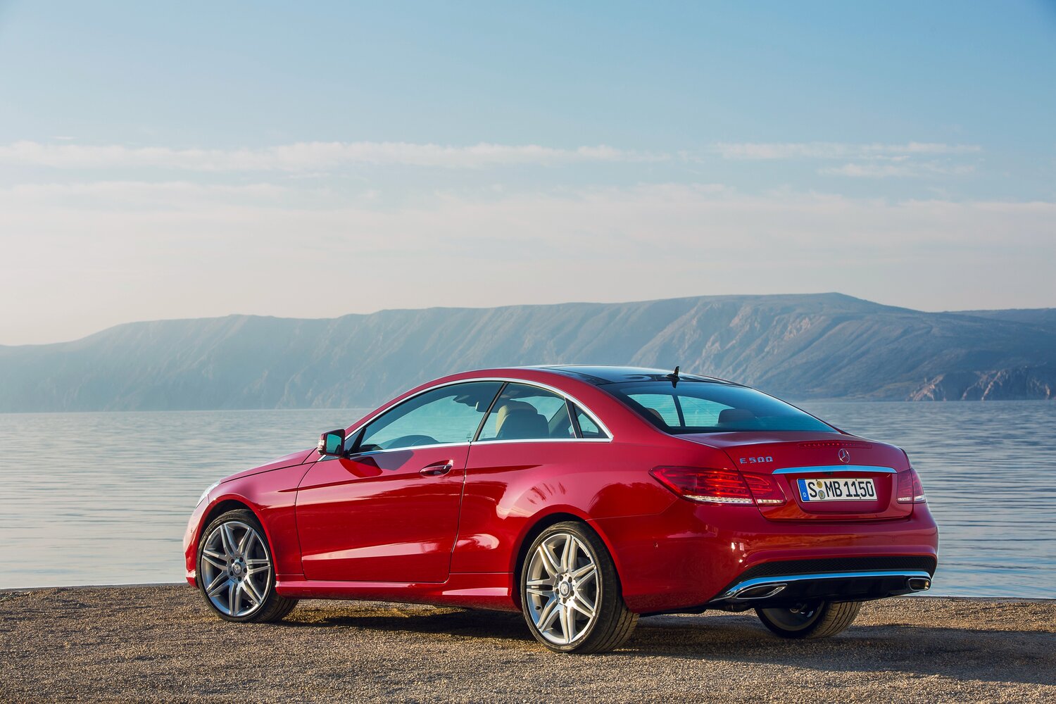 Mercedes-Benz E-Класс, IV (W212, S212, C207) Рестайлинг, 2013–2016, Купе-хардтоп: Вид сзади в три четверти