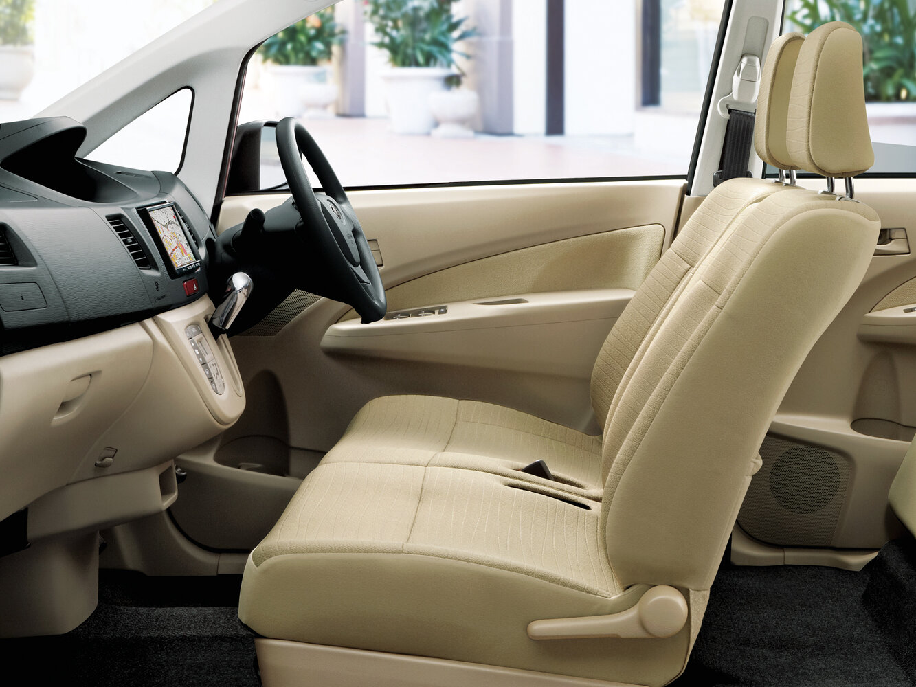 Subaru Stella, II, 2011–2012, Микровэн: Front cabin