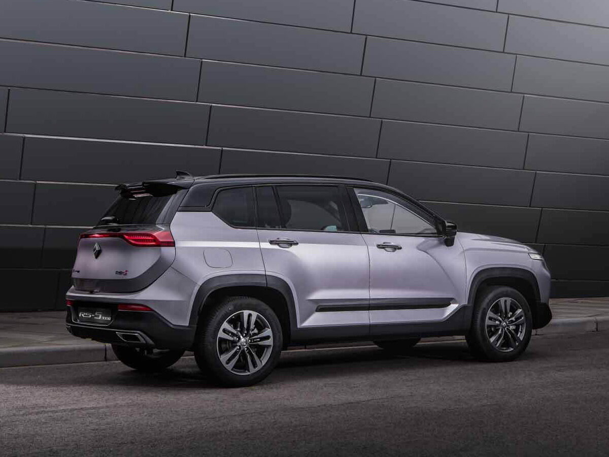 Baojun RS-5, , 2019–2021, Внедорожник 5 дв.: Вид сзади в три четверти