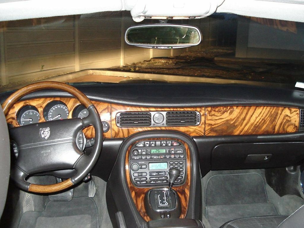 Daimler X300, , 1993–1997, Седан: Передняя панель