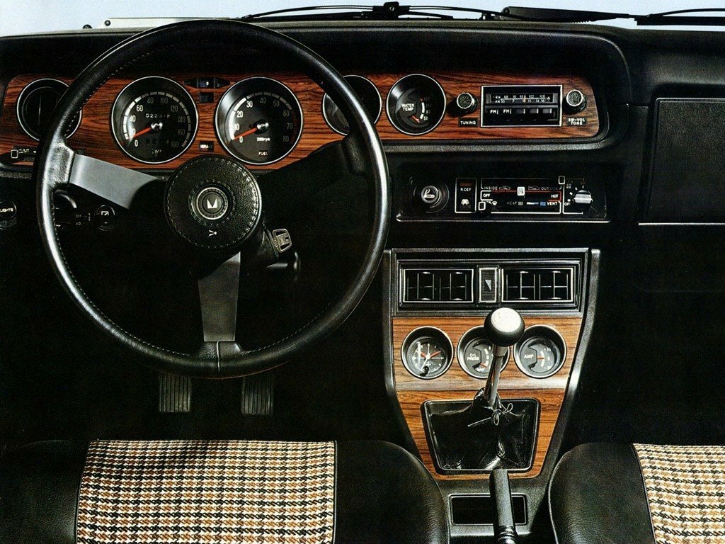 Mitsubishi Lancer, I, 1973–1985, Хэтчбек 3 дв. Celeste: Передняя часть салона