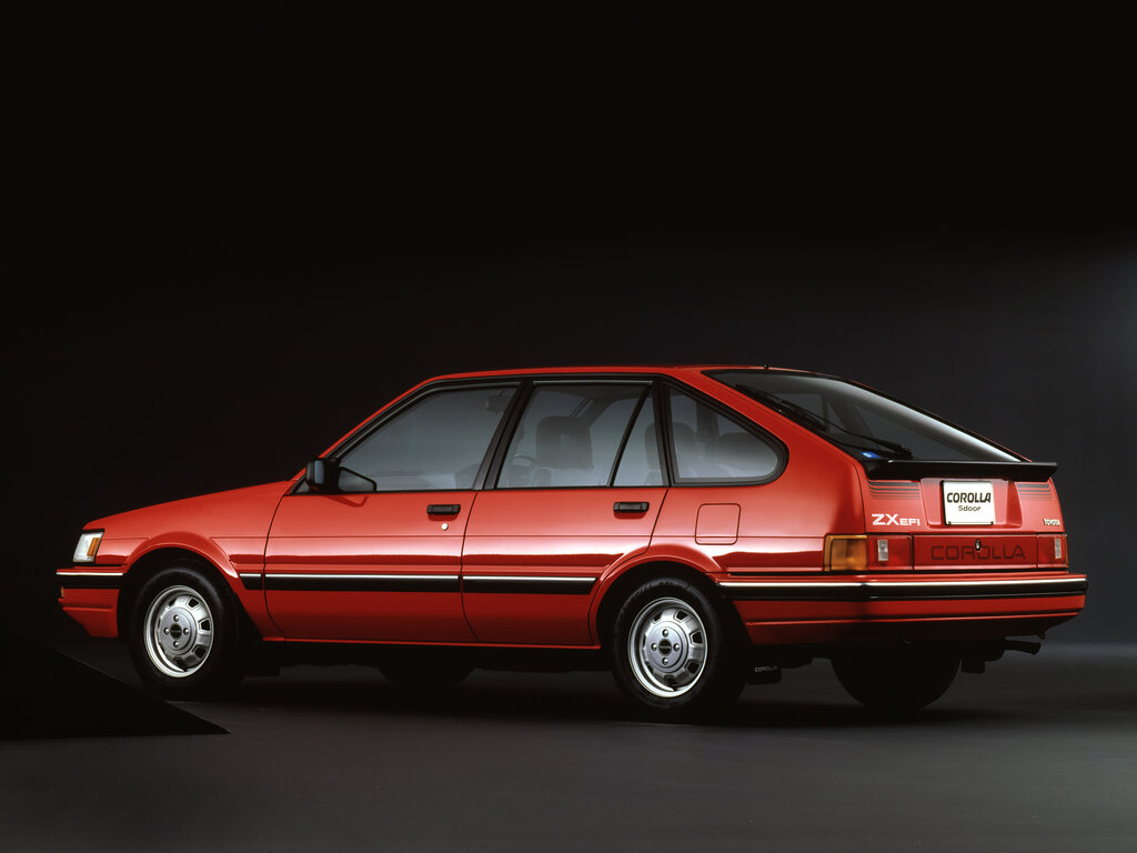 Toyota Corolla, 5 поколение, E80, рестайлинг, Хэтчбек 5 дв., Япония, 05.1985 - 04.1987: фото поколения 3