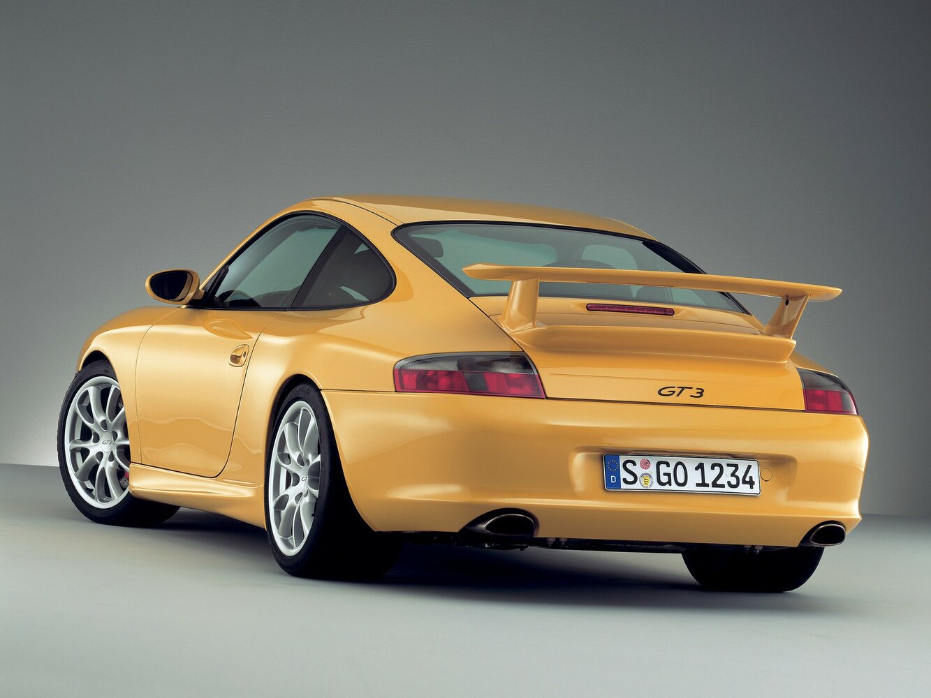 Porsche 911 GT3, 996 Рестайлинг, 2003–2005, Купе: Вид сзади в три четверти