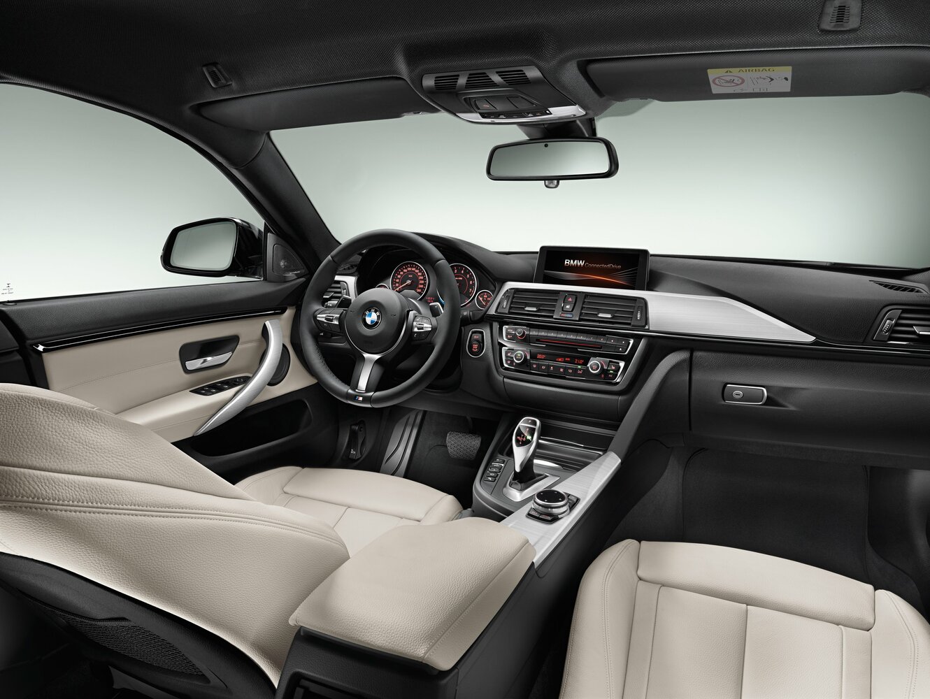 BMW 4 серии, F32/F33/F36, 2013–2017, Лифтбек Gran Coupe: Передняя часть салона