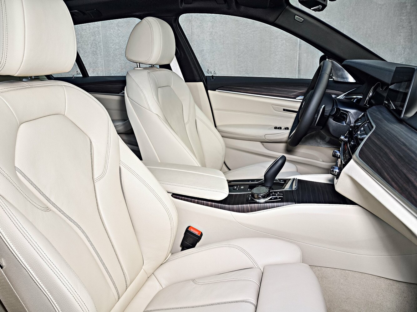 BMW 5 серии, VII (G30/G31/G38), 2017–2020, Estate 5 door: Front cabin