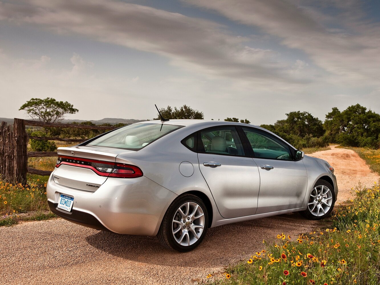 Dodge Dart, PF, 2012–2016, Sedan: Rear three-quarter view