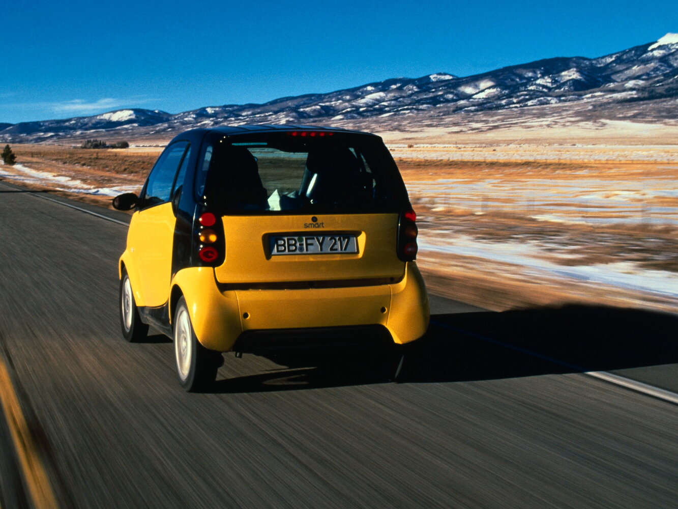 Smart Fortwo, I, 1998–2004, Хэтчбек 3 дв.: Вид сзади в три четверти