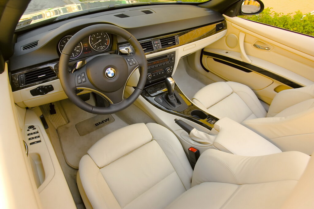 BMW 3-series, 5 поколение, E93, Открытый кузов, США, 07.2006 - 02.2010: фото поколения 9