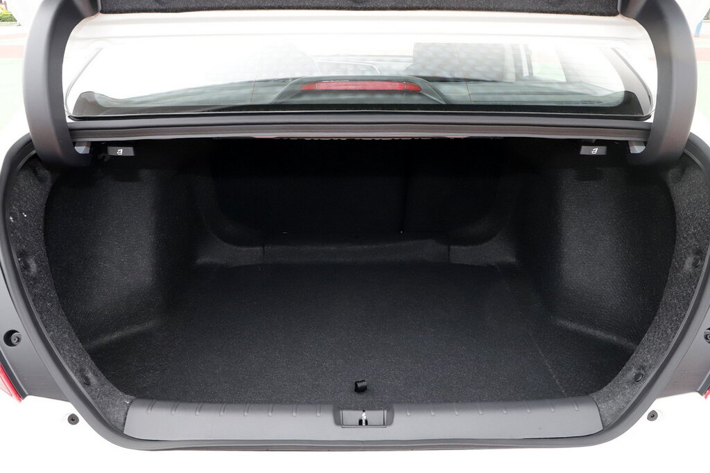 Honda Civic, 10 поколение, рестайлинг, Седан, Китай, 08.2018 - 08.2021: фото поколения 14