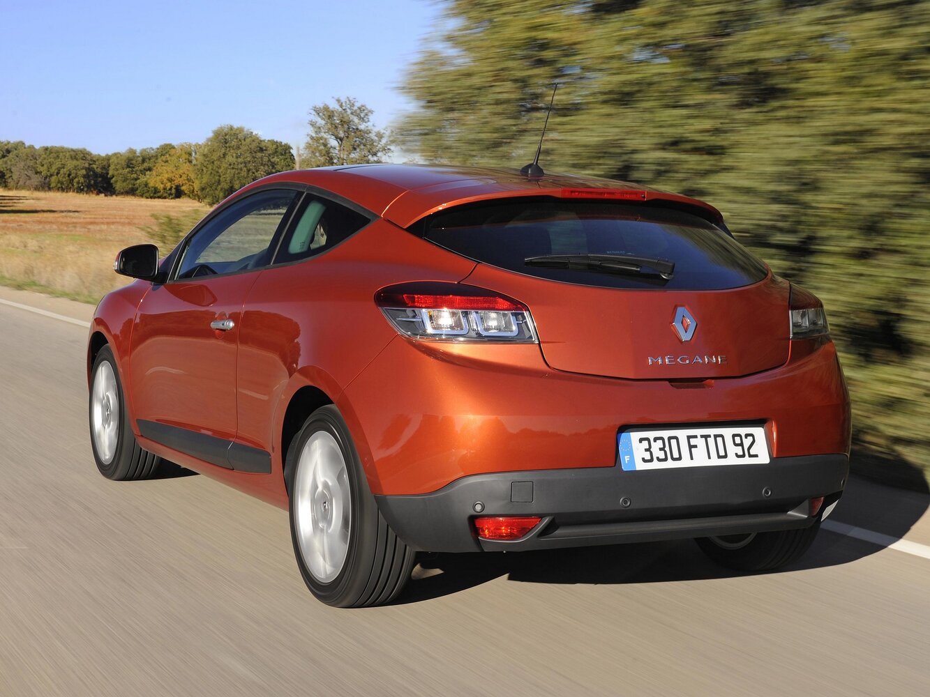 Renault Megane, III, 2008–2014, Hatchback 3 door: Rear three-quarter view