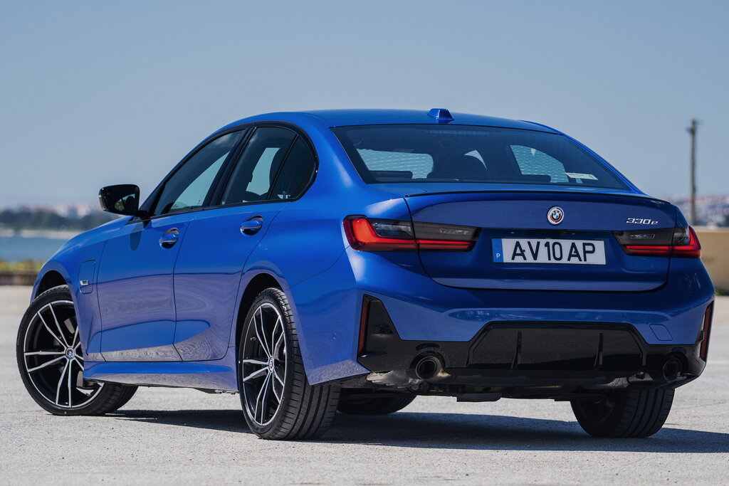 BMW 3-series, 7 поколение, G20, рестайлинг, Седан, Южная Корея, 05.2022 - н.в.: фото поколения 6
