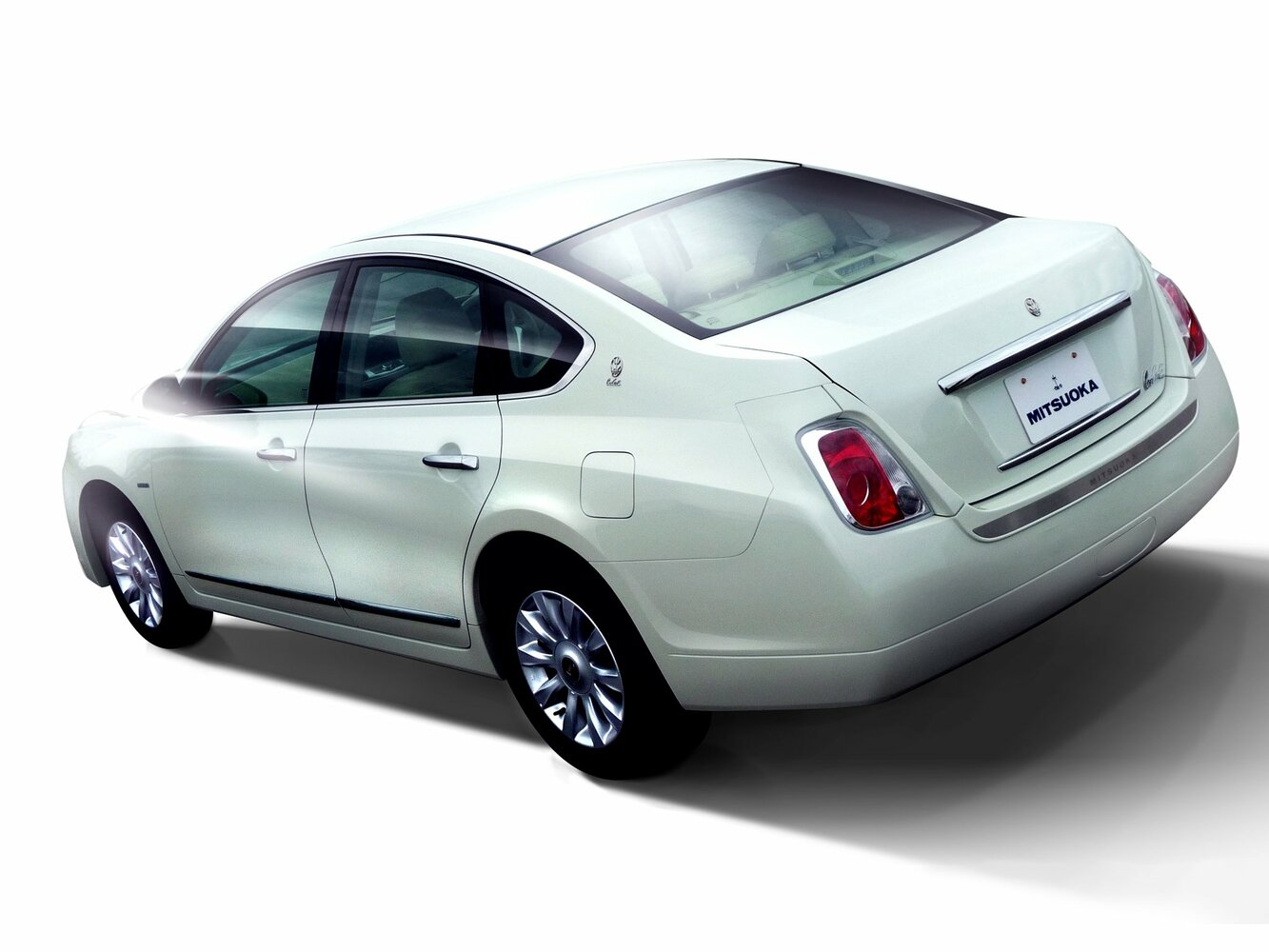 Mitsuoka Galue, III, 2005–2020, Седан: Вид сзади в три четверти