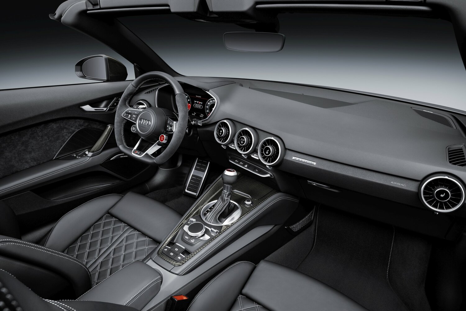 Audi TT RS, III (8S), 2016–2018, Родстер: Передняя часть салона