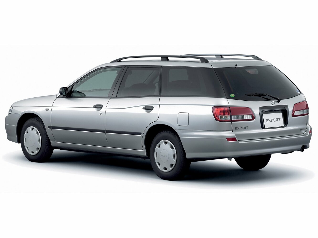 Nissan Expert, , 1999–2007, Estate 5 door: Rear three-quarter view
