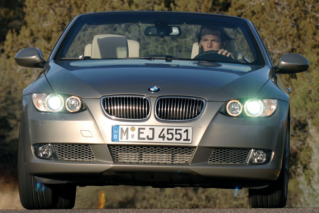 BMW 3-series, 5 поколение, E93, Открытый кузов, Южная Корея, 08.2006 - 09.2008: фото поколения 2